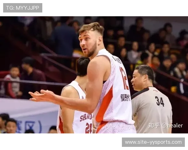 马刺第二节43-21单节攻势奠定胜局 团队传导球流畅