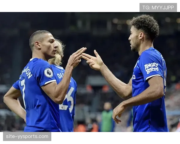 埃弗顿与Castore合作年入2000万英镑 商业价值显著提升 埃弗顿与Castore合作年入2000万英镑 商业价值显著提升