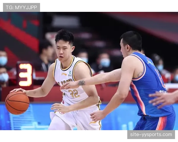 赵嘉仁受伤进一步削弱广厦侧翼 对手可能针对性布置进攻战术 赵嘉仁受伤进一步削弱广厦侧翼 对手可能针对性布置进攻战术